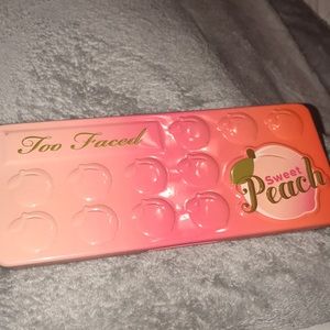 Too faced sweet peach eyeshadow palette